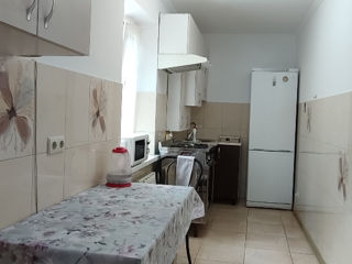 Apartament cu 2 camere, 55 m², Centru, Chișinău foto 4