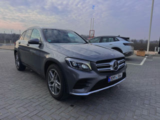 Mercedes GLC foto 4