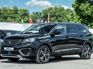 Peugeot 5008 foto 1