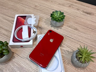 Vînd IPhone XR