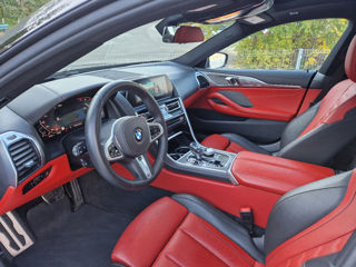 BMW 8 Series foto 6