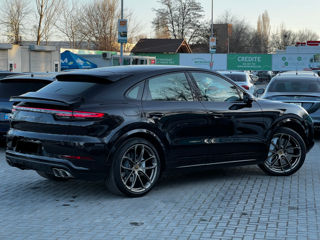 Porsche Cayenne Coupe foto 3