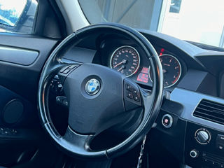 BMW 5 Series foto 11