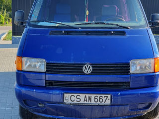 Volkswagen Transporter foto 1