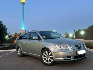 Toyota Avensis foto 3