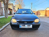 Opel Corsa foto 2