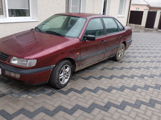 Volkswagen Passat foto 3