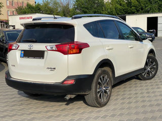 Toyota Rav 4 foto 3