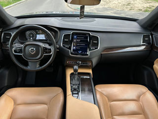 Volvo XC90 foto 6