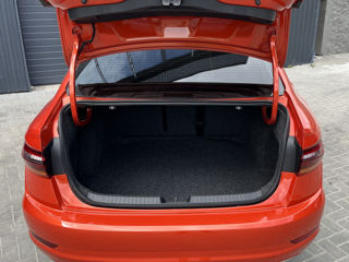 Volkswagen Jetta- Прокат // Rent // Chirie фото 4