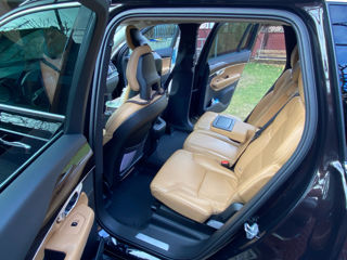 Volvo XC90 foto 8