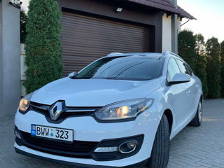 Renault Megane foto 1