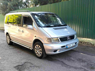 Mercedes V-Class foto 9