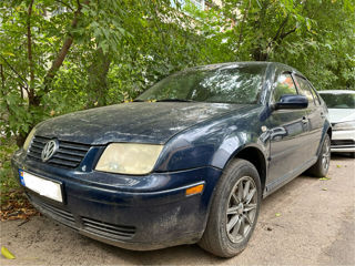 Volkswagen Jetta foto 1