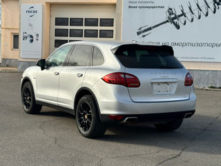 Porsche Cayenne foto 4