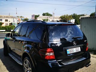 Mercedes ML Class foto 3