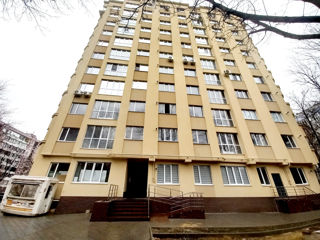 Apartament cu 2 camere, 64 m², Botanica, Chișinău foto 7