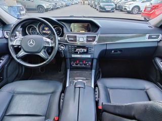 Mercedes E-Class foto 8