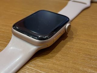Apple Watch 4 Gold 44 mm фото 1