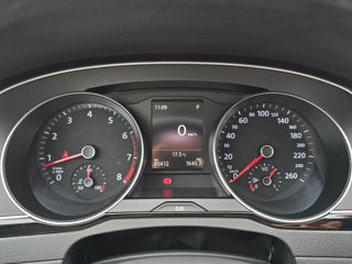 Volkswagen Passat foto 9