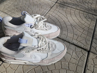 Adidas  /  Nike Air Max foto 2
