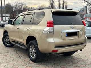 Toyota Land Cruiser Prado foto 3