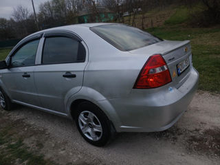 Chevrolet Aveo foto 6