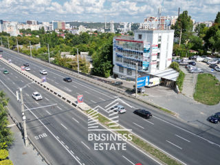 Chirie! 300 m2! Centru, bd. Dacia! Oficii! Parking! Prima linie! foto 9