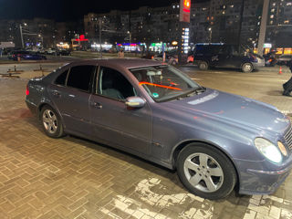 Mercedes E-Class foto 7