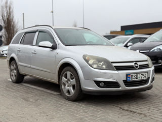 Opel Astra foto 2