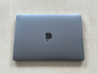 MacBook Air 13 2020 8/256gb