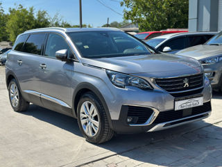 Peugeot 5008 foto 2