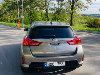 Toyota Auris foto 4