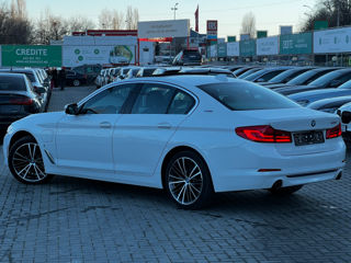 BMW 5 Series foto 3