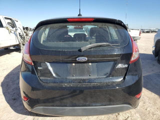 Ford Fiesta foto 5