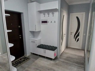 Apartament cu 2 camere, 56 m², Buiucani, Chișinău foto 3