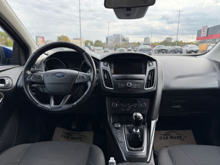 Ford Focus foto 12