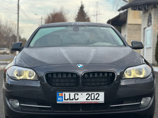 BMW 5 Series foto 2