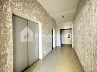 Apartament cu 3 camere, 100 m², Botanica, Chișinău foto 2