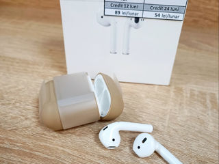 Apple AirPods 2, 850 lei