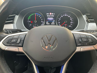 Volkswagen Passat foto 8