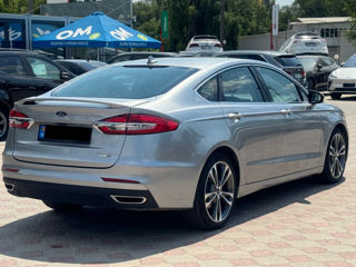 Ford Fusion foto 4