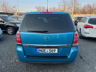 Opel Zafira foto 6