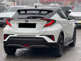 Toyota C-HR foto 5