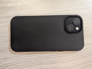 iPhone 15 - 128gb - идеальное состояние + Apple Battery Pack в комплекте foto 2