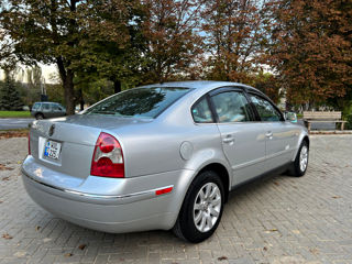 Volkswagen Passat foto 8