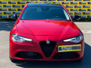 Alfa Romeo Giulia foto 5