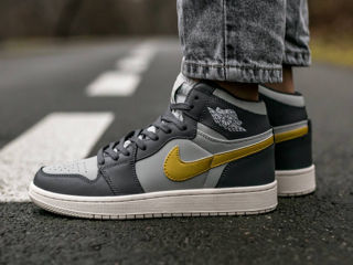 Nike Air Jordan 1 Retro High Grey/Yellow Women's foto 4