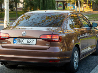 Volkswagen Jetta foto 6