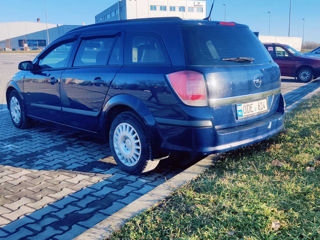 Opel Astra foto 3